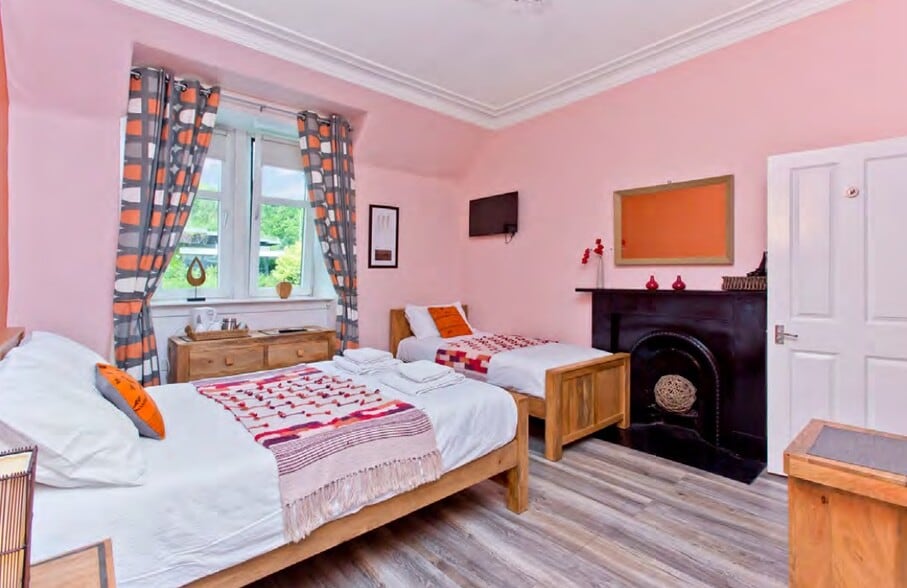 14 Downie Ter, Edinburgh for sale - Interior Photo - Image 3 of 14