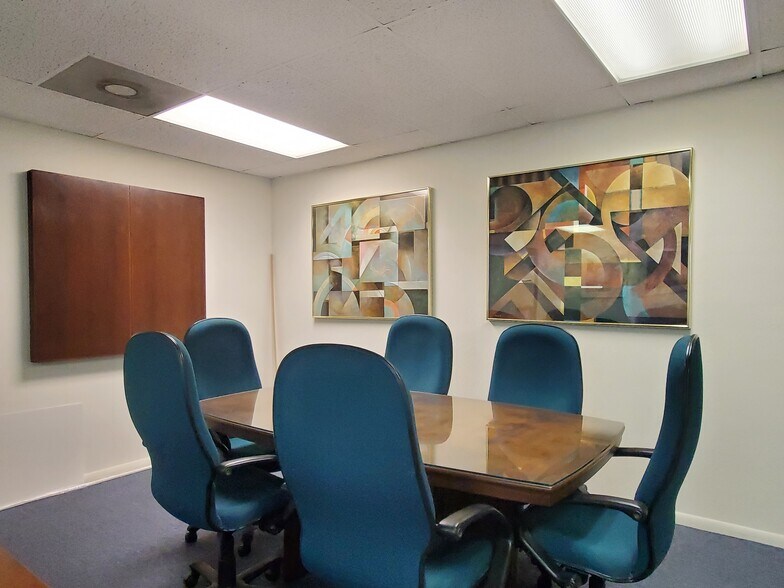 960 Saratoga Ave, San Jose, CA à louer - Photo intérieure - Image 3 de 20