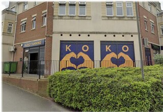 Horsechestnut Clos, Chesterfield for lease Building Photo- Image 1 of 1