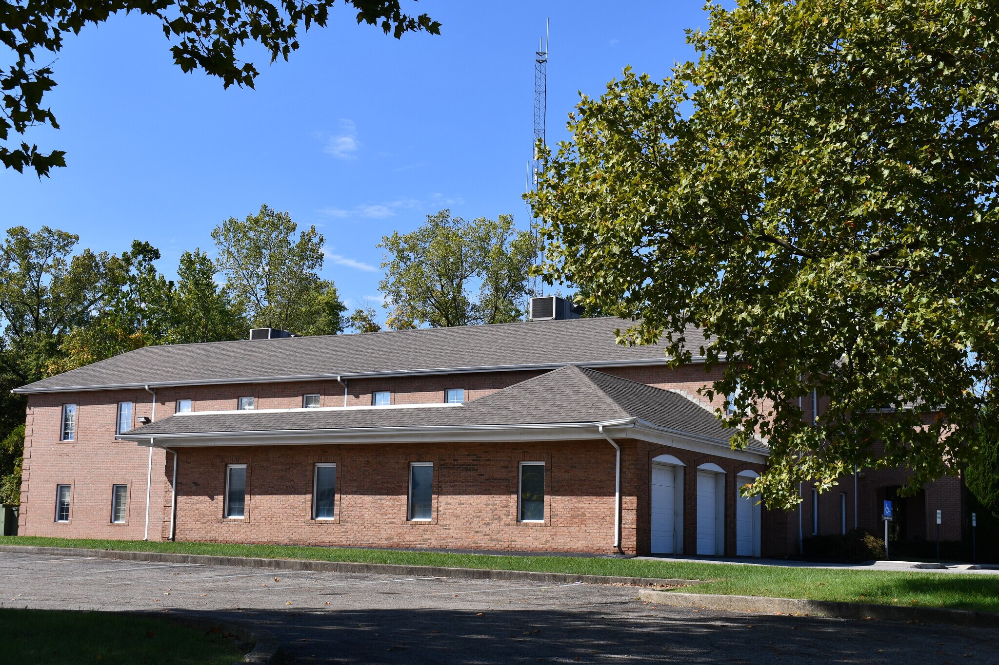 2931 E Dublin Granville Rd, Columbus, OH for lease Building Photo- Image 1 of 11