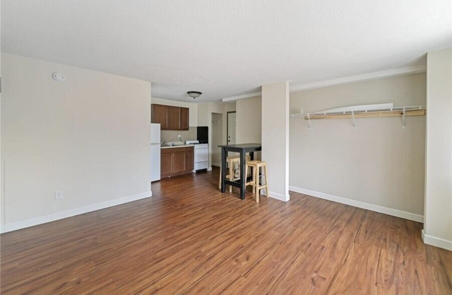 1115 14th Ave SE, Minneapolis, MN à vendre - Photo intérieure - Image 3 de 22
