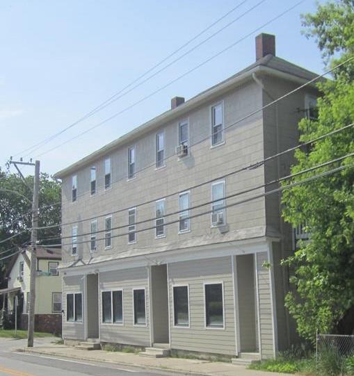 363 Chapel St, Burrillville, RI à vendre Photo principale- Image 1 de 1