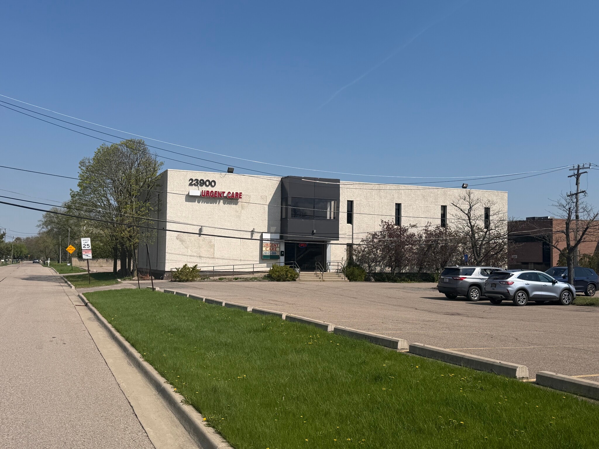 23900 Orchard Lake Rd, Farmington Hills, MI for lease Primary Photo- Image 1 of 19