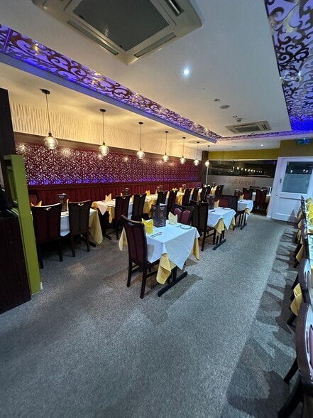 The Parade, Bognor Regis for lease - Commercial Listing Video - Image 2 of 11