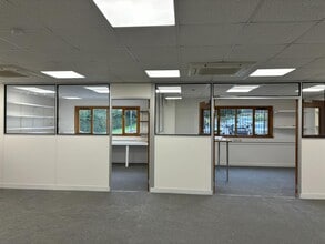 Hole Ln, Edenbridge for lease Interior Photo- Image 1 of 3