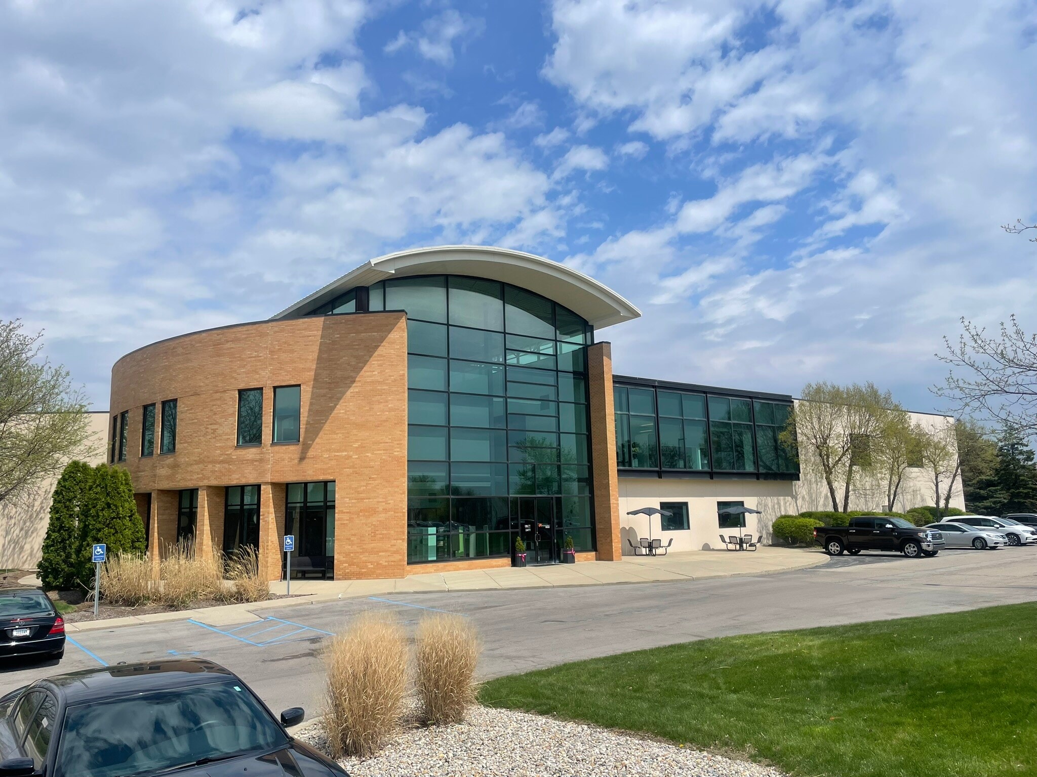 12000 Exit 5 Pky, Fishers, IN for sale Primary Photo- Image 1 of 30