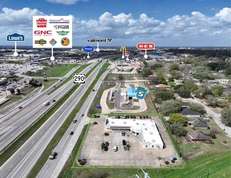 110 Highway 290, Brenham, TX à vendre - Photo du bâtiment - Image 3 de 8