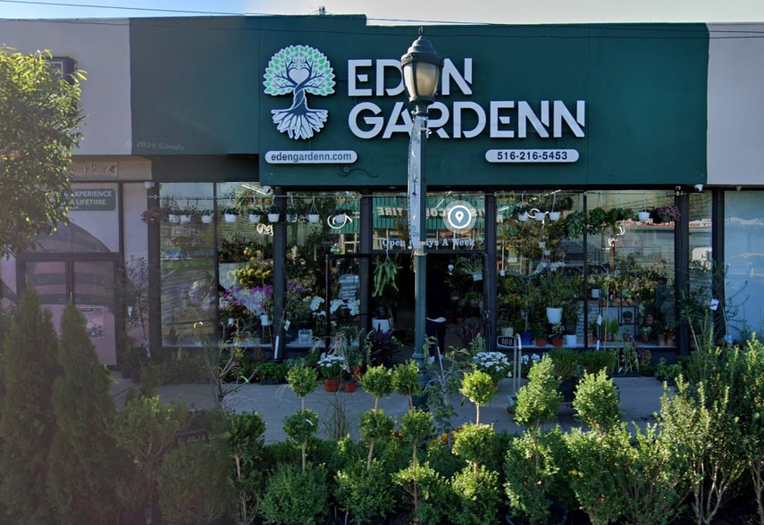 1081 Hempstead Tpke, Franklin Square, NY for lease - Building Photo - Image 3 of 9