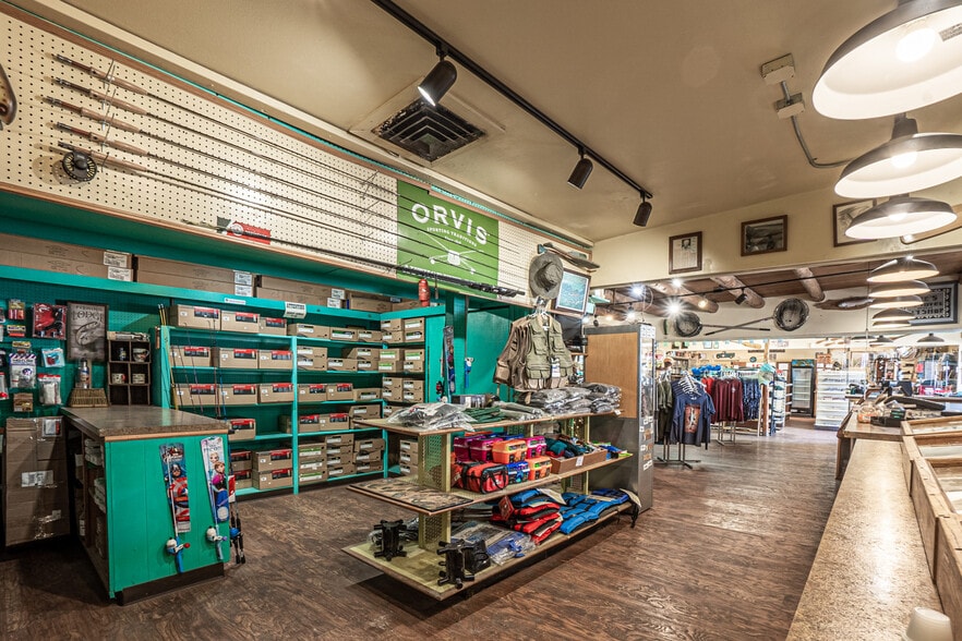 1791 Hwy 173, Navajo Dam, NM à vendre - Photo intérieure - Image 2 de 6