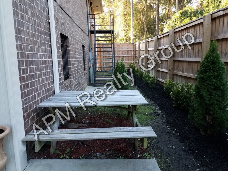 3307C Broad River Rd, Columbia, SC à louer - Photo du bâtiment - Image 2 de 4