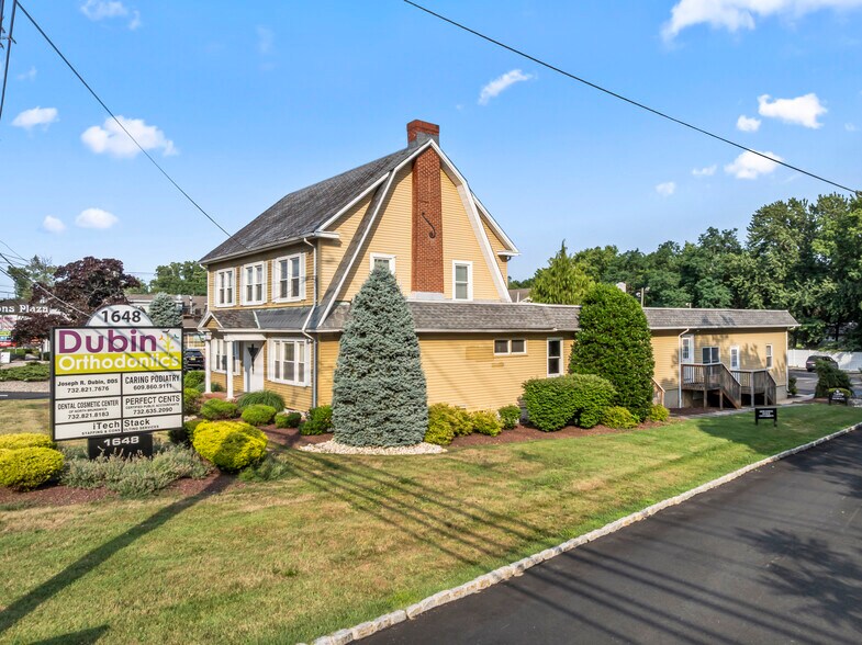 1648 US Highway 130, North Brunswick, NJ à vendre - Photo du bâtiment - Image 2 de 26