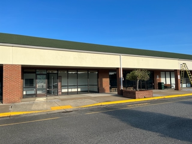 4800-5132 Southpoint Pky, Fredericksburg, VA à louer Photo du bâtiment- Image 1 de 1