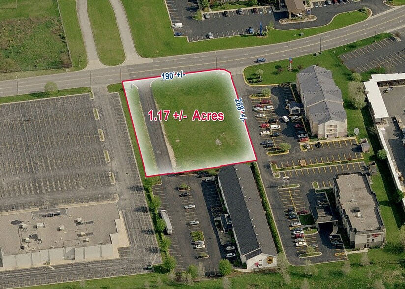 University Dr, Mishawaka, IN à vendre - Photo du bâtiment - Image 1 de 3