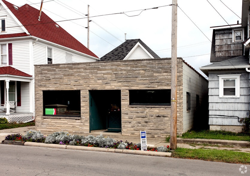 320 W Adams St, Muncie, IN for lease - Building Photo - Image 2 of 10
