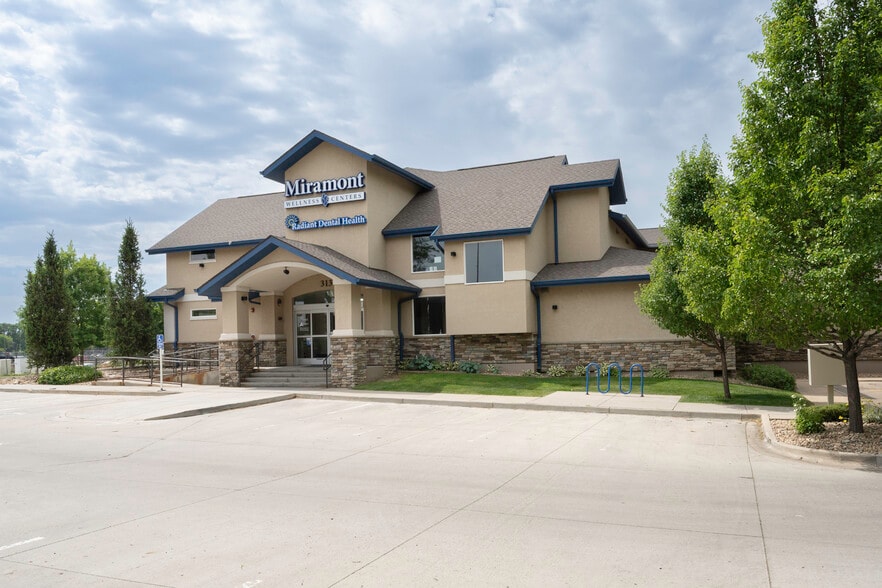 313 W Drake Rd, Fort Collins, CO for sale - Building Photo - Image 1 of 59