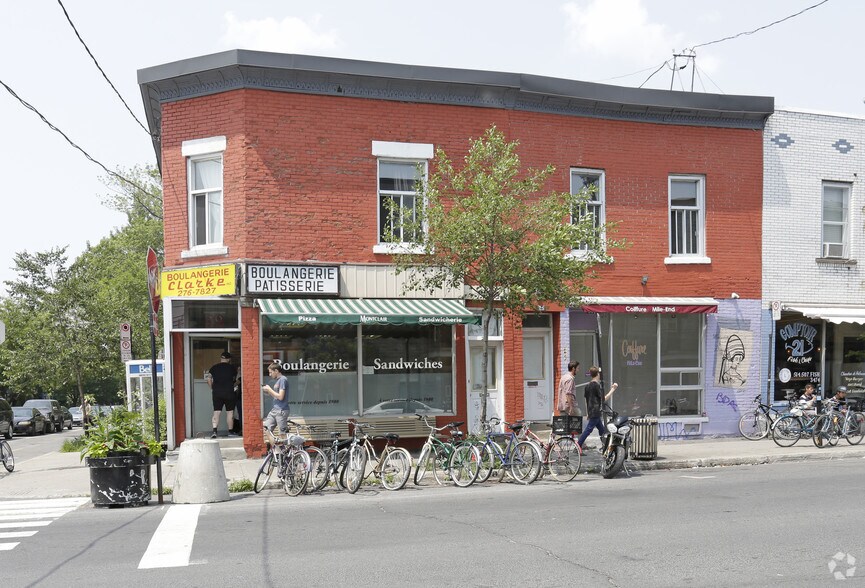 23-29 Rue Saint-Viateur O, Montréal, QC à vendre - Photo du bâtiment - Image 2 de 2