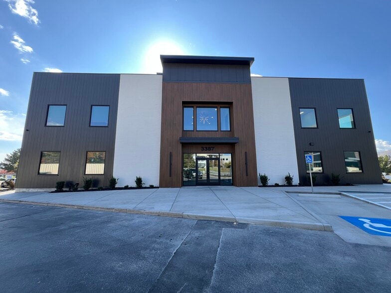 3387 W Mayflower Way, Lehi, UT for lease - Building Photo - Image 1 of 10
