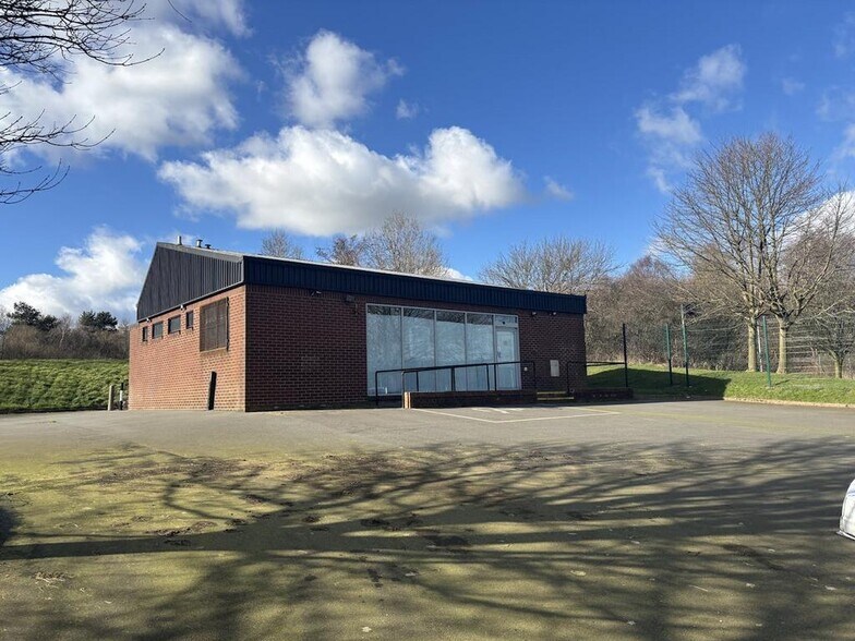 Rosevale Rd, Newcastle à louer - Photo du bâtiment - Image 2 de 20