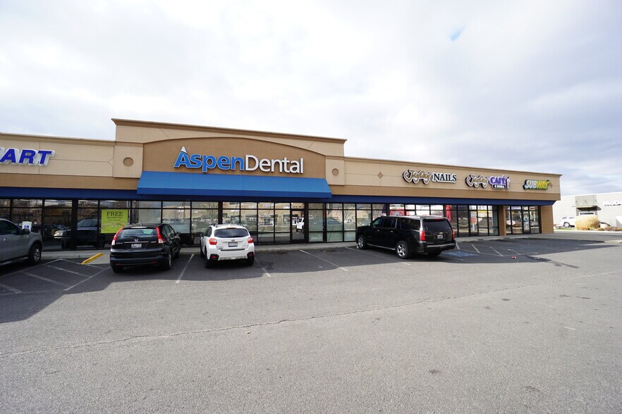 2402 S 1st St, Yakima, WA à louer - Photo du bâtiment - Image 3 de 7