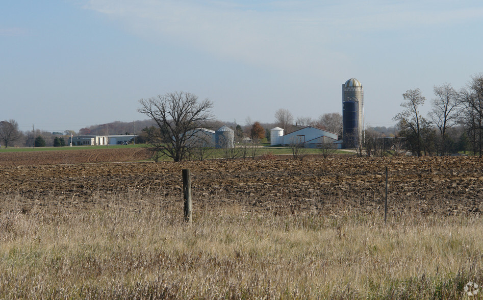 Highway 45, Jackson, WI à vendre - Photo principale - Image 1 de 4