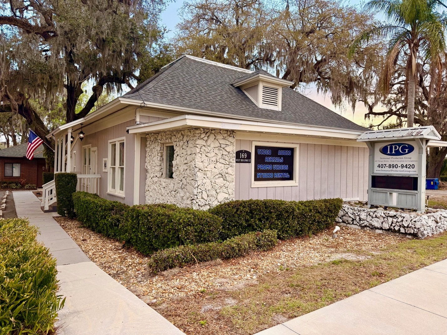 169 W Broadway St, Oviedo, FL for lease Primary Photo- Image 1 of 22