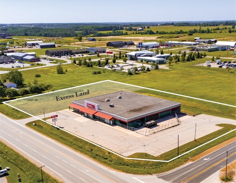 1600 Bruce Rd 4, Walkerton, ON à vendre - Photo du bâtiment - Image 2 de 2