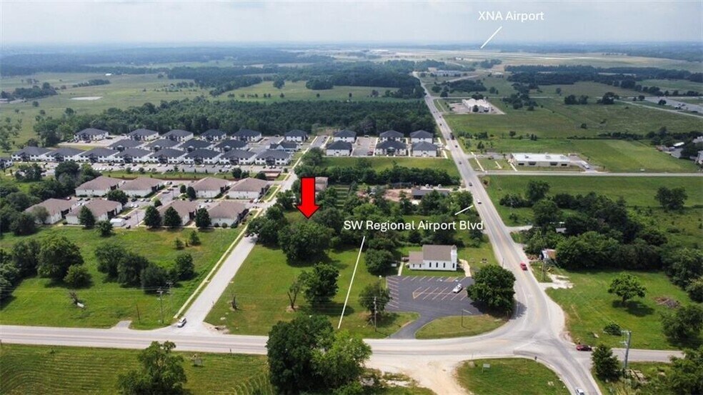 8009 Regional Airport blvd, Bentonville, AR à vendre - Aérien - Image 1 de 5