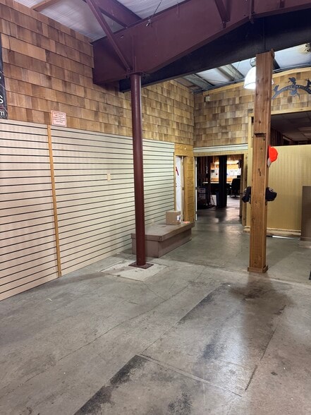 3400 US Highway 30, Warsaw, IN for lease - Building Photo - Image 3 of 23