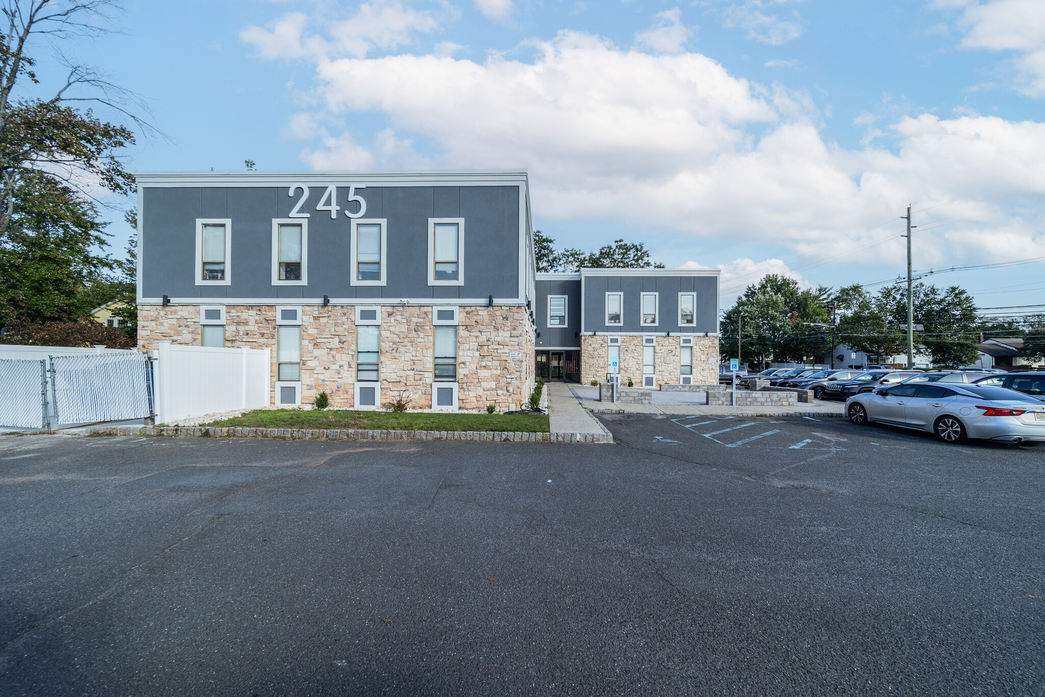 245 Union Ave, Bridgewater, NJ for lease Building Photo- Image 1 of 21