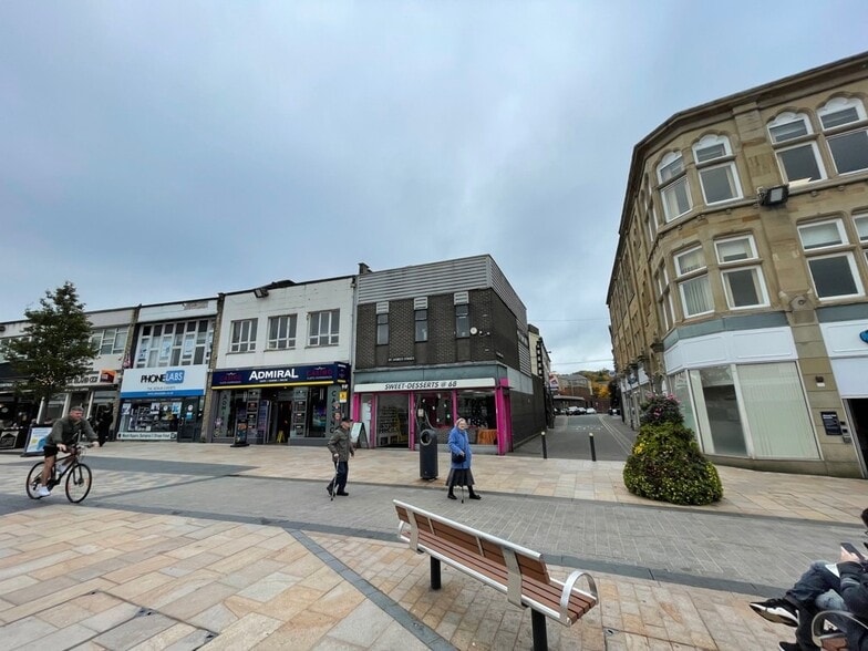 68-70 St James St, Burnley à vendre - Photo du bâtiment - Image 3 de 9