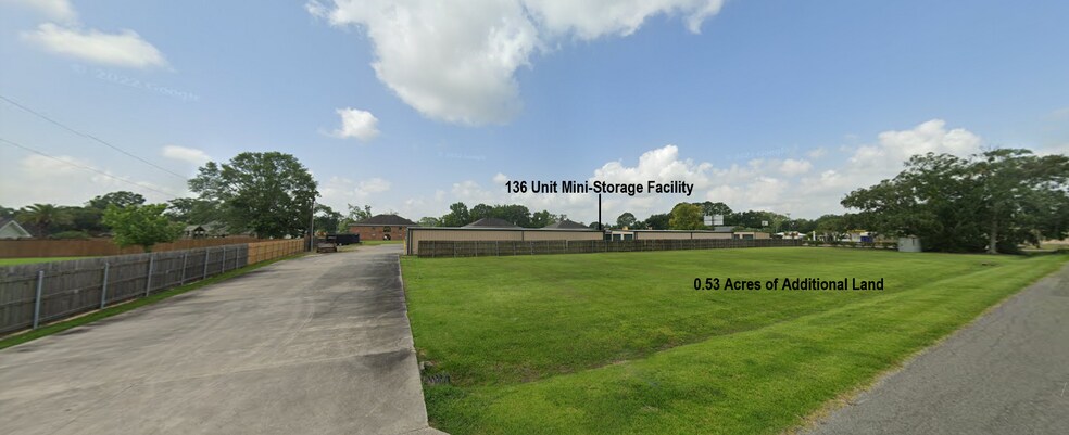 106 Elizabeth Dr, Saint Martinville, LA à vendre - Photo du bâtiment - Image 3 de 19