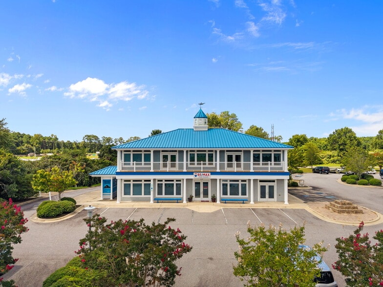 8468 Caratoke Hwy, Powells Point, NC à louer - Photo du bâtiment - Image 1 de 68