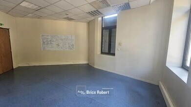 Bureau/Médical dans Lyon à louer Photo intérieure- Image 2 de 4