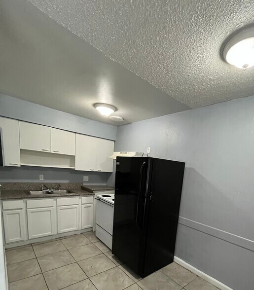 2204 Sunrise Ave, Las Vegas, NV à vendre - Photo du bâtiment - Image 3 de 22