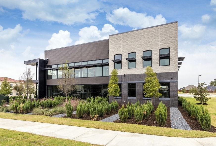 3229 Premier Dr, Irving, TX for lease - Building Photo - Image 2 of 9