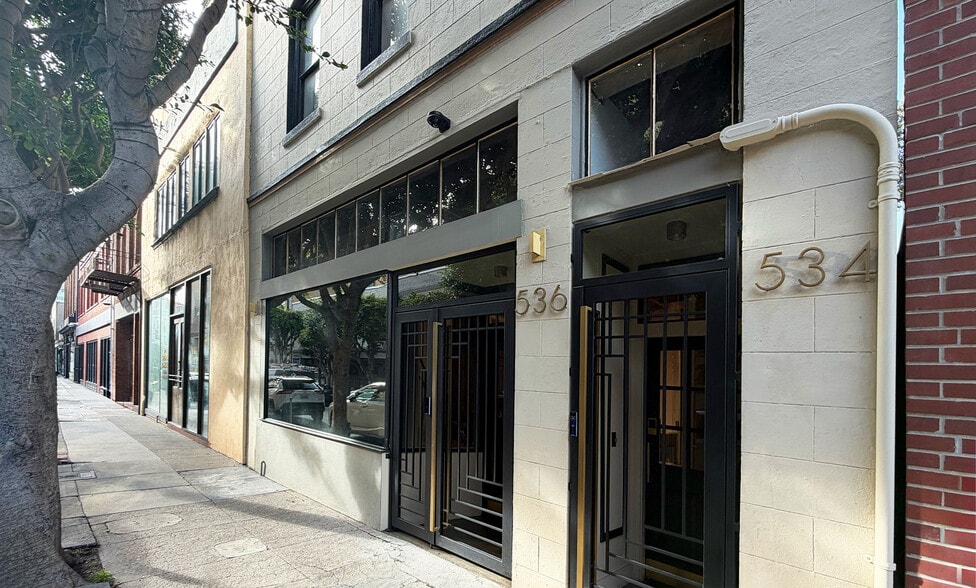 536 Pacific Ave, San Francisco, CA à louer - Photo principale - Image 1 de 5