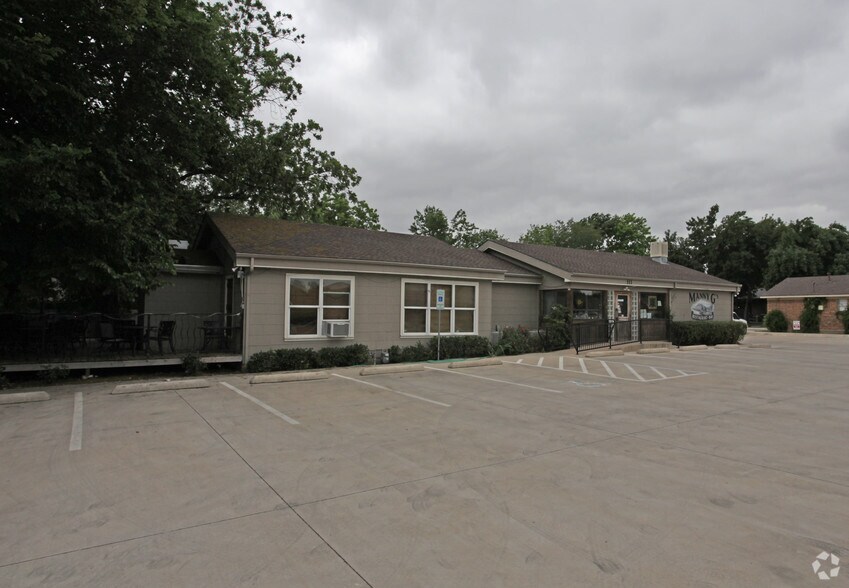 444 Keller Pky, Keller, TX à vendre - Photo du bâtiment - Image 3 de 24