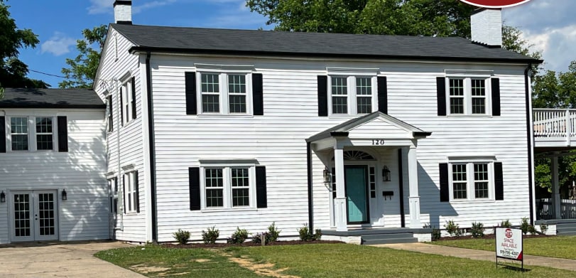 120 E Main St, Clayton, NC for lease - Building Photo - Image 1 of 3