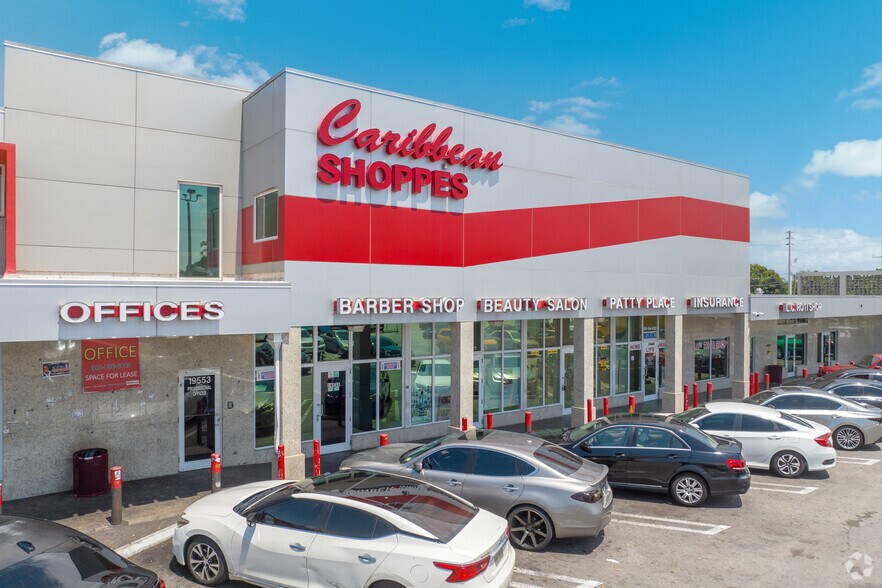 19501-19577 NW 2nd Ave, Miami, FL à vendre - Photo du bâtiment - Image 3 de 19