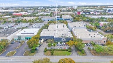 10880 NW 30th St, Doral, FL - Aérien Vue de la carte - Image1
