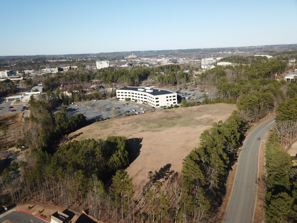 1600 Centerview Dr, Little Rock, AR à vendre Photo du bâtiment- Image 1 de 4