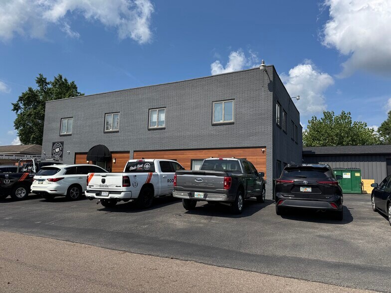 118-122 Western Ave, Akron, OH à louer - Photo du bâtiment - Image 2 de 9