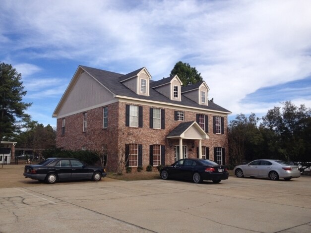 406 Orchard Park, Ridgeland, MS 39157 portfolio of 2 properties for sale on LoopNet.ca Primary Photo- Image 1 of 3