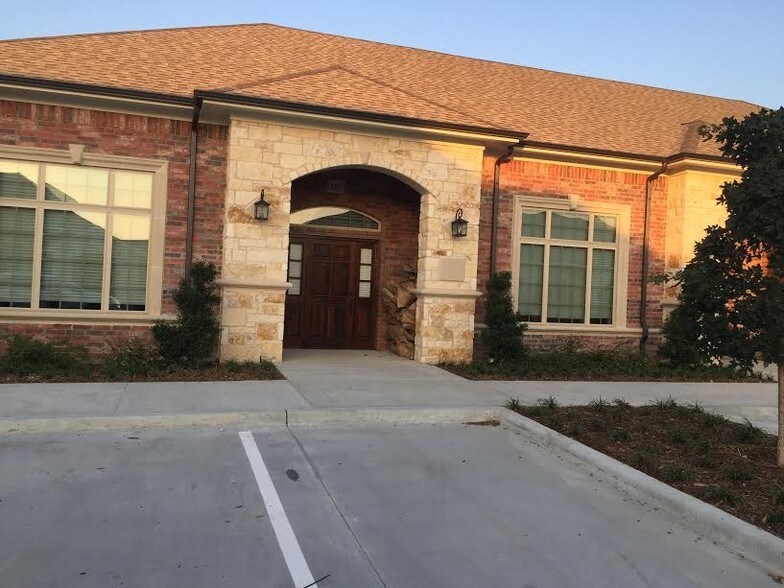 8668 John Hickman Pky, Frisco, TX for lease - Building Photo - Image 2 of 23