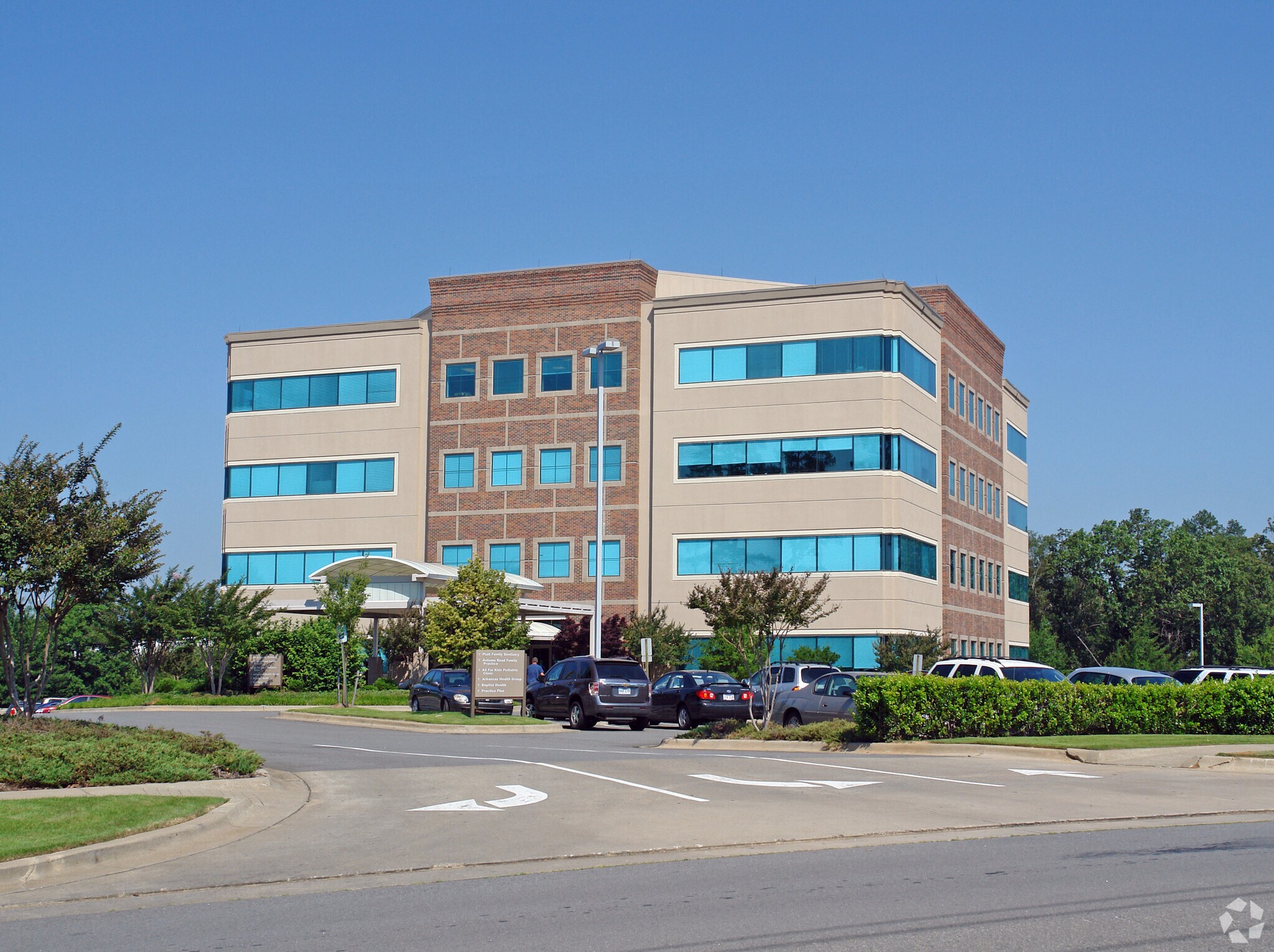 904 Autumn Rd, Little Rock, AR à louer Photo principale- Image 1 de 11