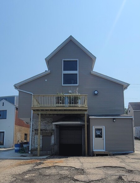 5390 Steubenville Pike, McKees Rocks, PA for lease - Building Photo - Image 1 of 4