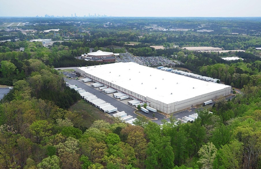 425 Hartman Rd, Austell, GA à louer - Photo du bâtiment - Image 2 de 4