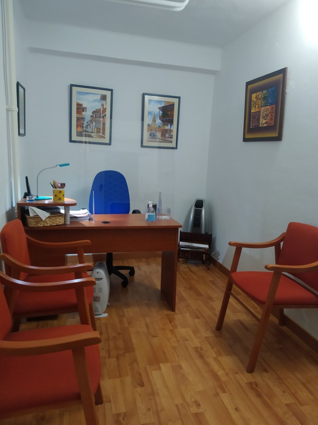 Office in Cáceres, Cáceres for sale Building Photo- Image 1 of 6