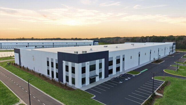 Plus de détails pour 181 Landmark Blvd W, Savannah, GA - Industriel à louer