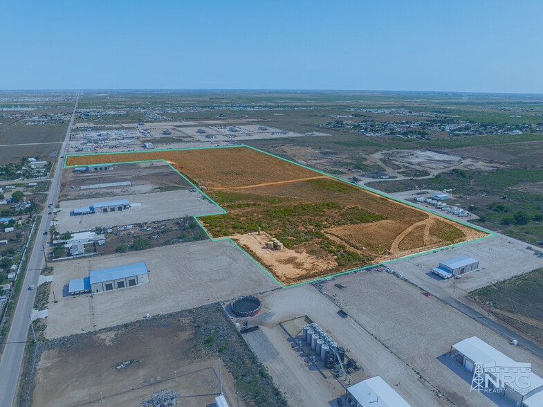 5500 S County Road 1160, Midland, TX à vendre - Photo du bâtiment - Image 2 de 4